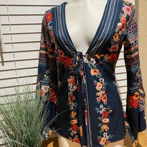 NWT, Super cute, Lightweight Top